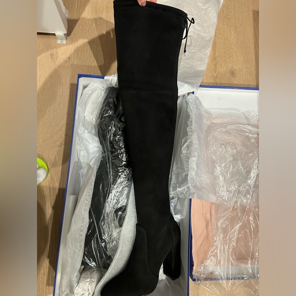 STUART WEITZMAN ARIANA 100 CITY BOOT, size 7 - Picture 4 of 10